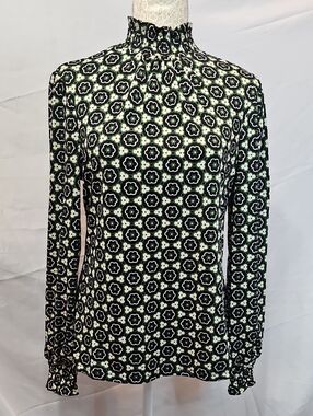 Mock Neck Floral-Print Long Sleeve Top - Black/Green